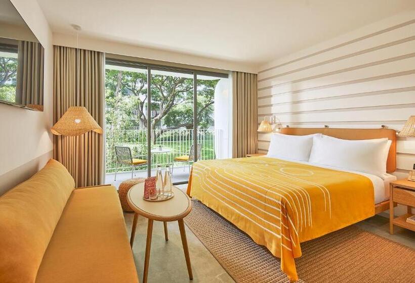 اتاق استاندارد با تخت بزرگ, The Standard Hua Hin