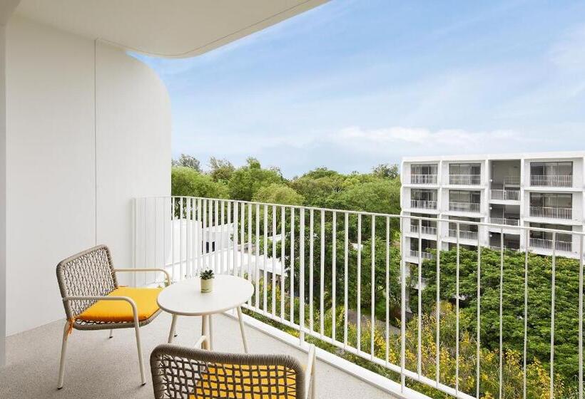 اتاق سوپریور با تخت بزرگ, The Standard Hua Hin