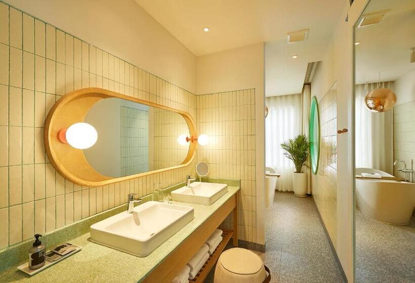 ویلای 1 خوابه با چشم‌انداز باغ, The Standard Hua Hin