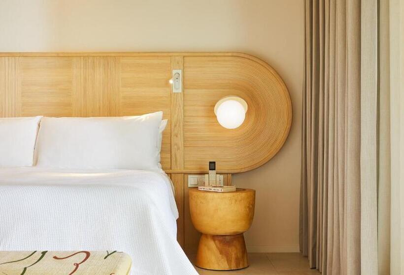 ویلای یک اتاق خوابه با استخر شنا, The Standard Hua Hin