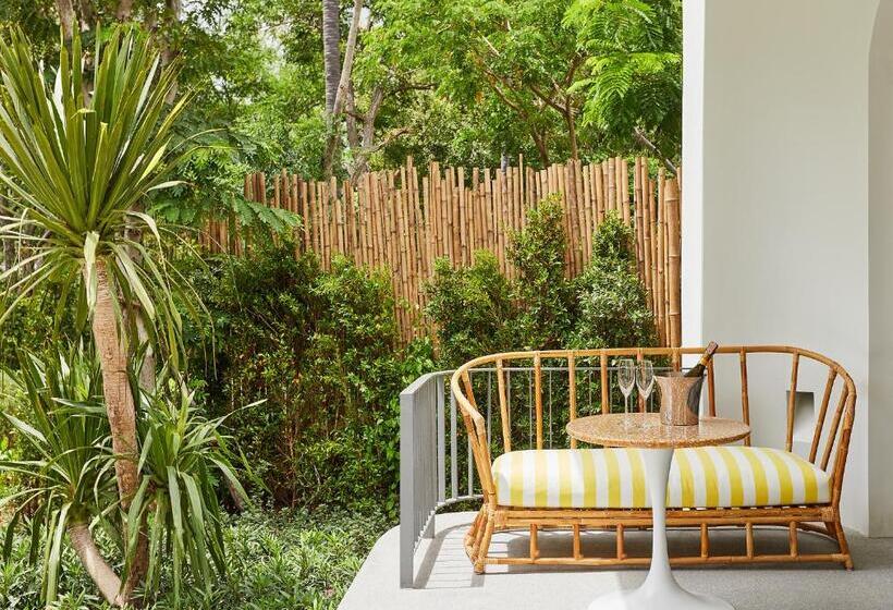 ویلای 1 خوابه, The Standard Hua Hin