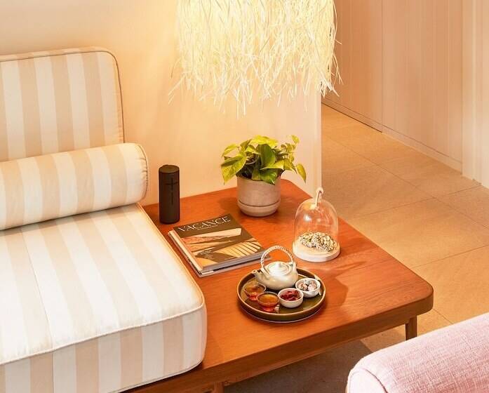 ویلای یک اتاق خوابه با استخر شنا, The Standard Hua Hin