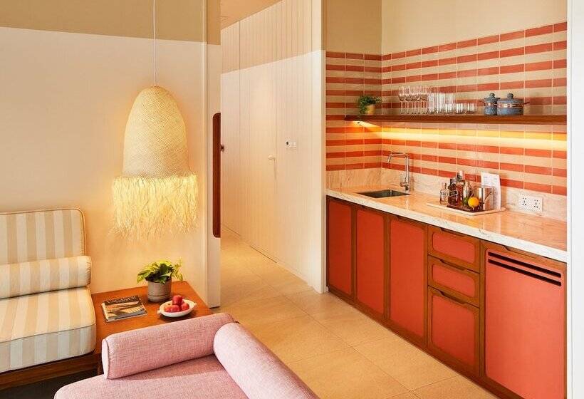 ویلای یک اتاق خوابه با استخر شنا, The Standard Hua Hin