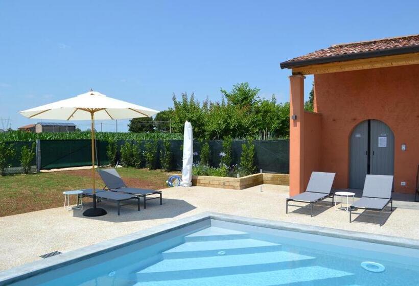 带2个卧室的公寓, Corte Reginella