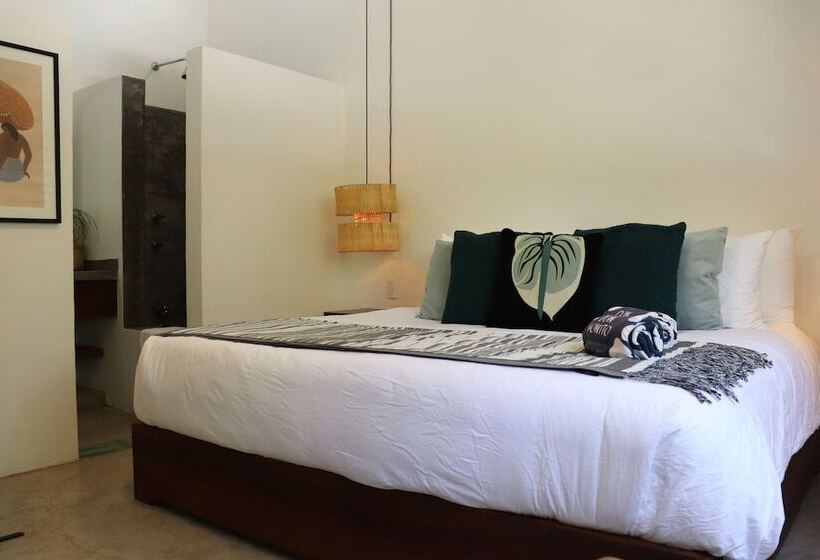 Suíte Júnior, Residencia Tropical Don Bonito