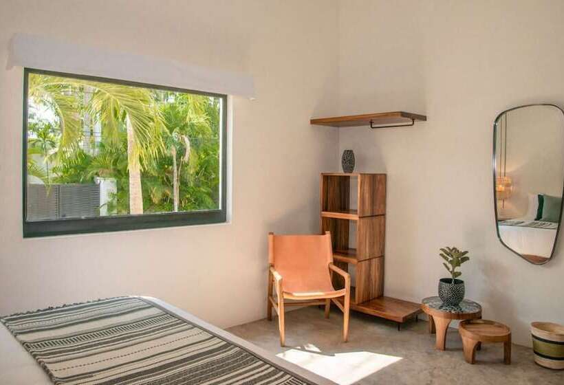 Suíte Júnior, Residencia Tropical Don Bonito