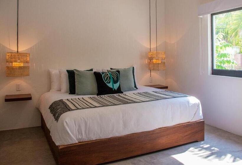 Suíte Júnior, Residencia Tropical Don Bonito
