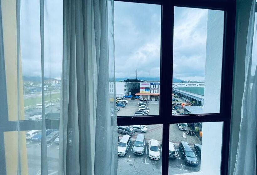 Номер Deluxe, Roxy Hotel Serian