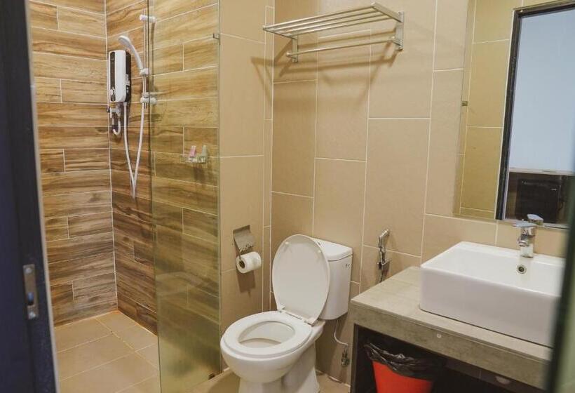 Номер Deluxe Кровать Кинг, Roxy Hotel Serian