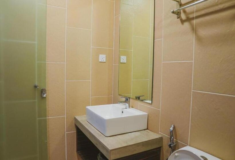 Трехместный Номер Deluxe, Roxy Hotel Serian