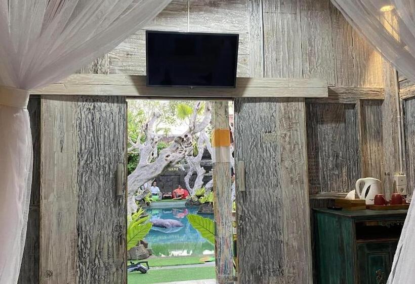 Люкс Вид на Бассейн, Villa Telaga Wana