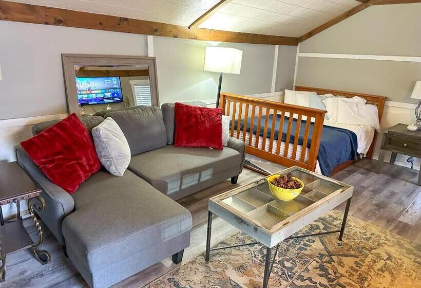 ファミリールーム, Timberline Lodge
