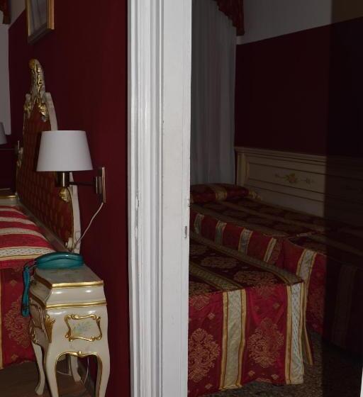 اتاق استاندارد چهار تخته, Albergo Basilea