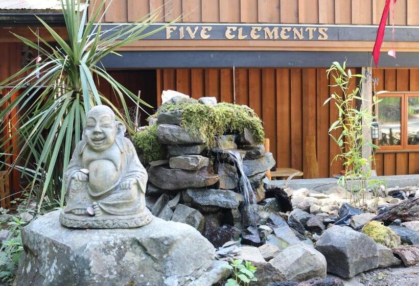 Студия Стандарт, Five Elements Lodge B&b With Outdoor Spa