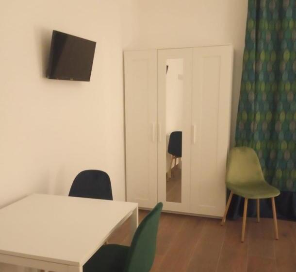 اتاق استاندارد با تخت بزرگ, Residenze Sorrentino