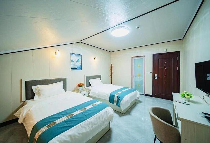 Номер Стандарт, Longhushan Hanxiangju Homestay