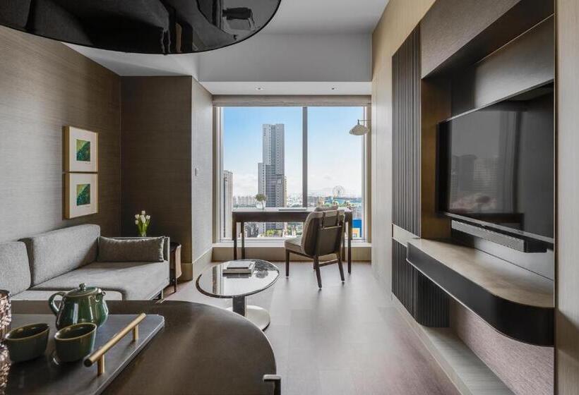 سوئیت با تخت بزرگ, Intercontinental Kaohsiung, An Ihg