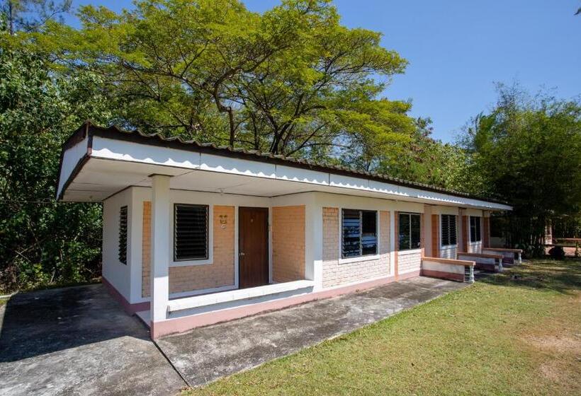 اتاق سوپریور, Andaman Peace Resort