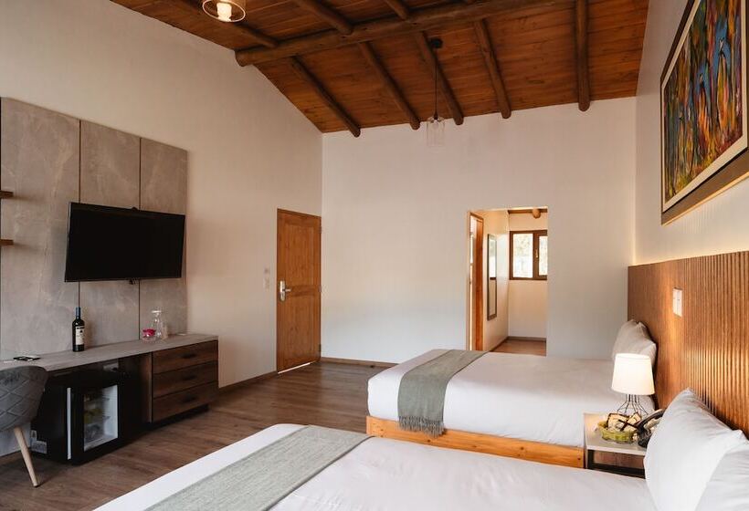 اتاق لوکس, Ensenada Hotel Y Campo Asociado Casa Andina