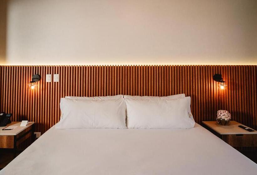 اتاق استاندارد با بالکن, Ensenada Hotel Y Campo Asociado Casa Andina