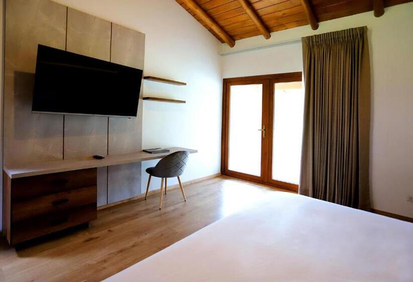 اتاق لوکس با بالکن, Ensenada Hotel Y Campo Asociado Casa Andina