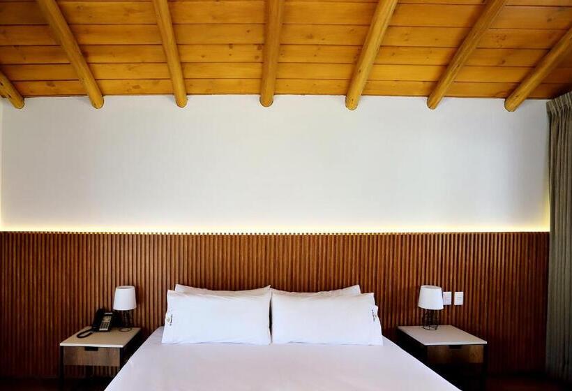 اتاق لوکس با بالکن, Ensenada Hotel Y Campo Asociado Casa Andina