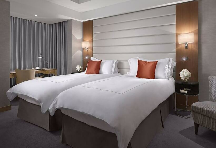 Номер Superior, Conrad London St. James