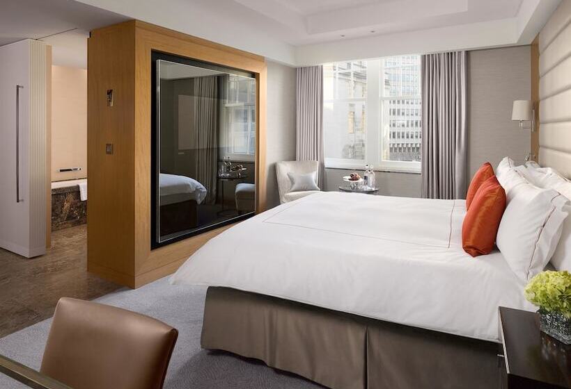 Номер Deluxe Кровать Кинг, Conrad London St. James