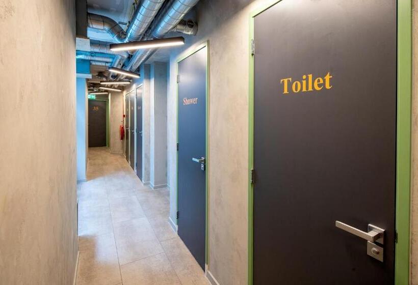 اتاق استاندارد با سرویس بهداشتی مشترک, Tourist Inn One Amsterdam