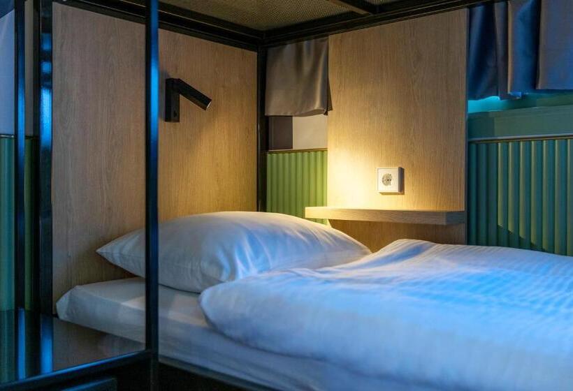 اتاق استاندارد چهار تخته, Tourist Inn One Amsterdam