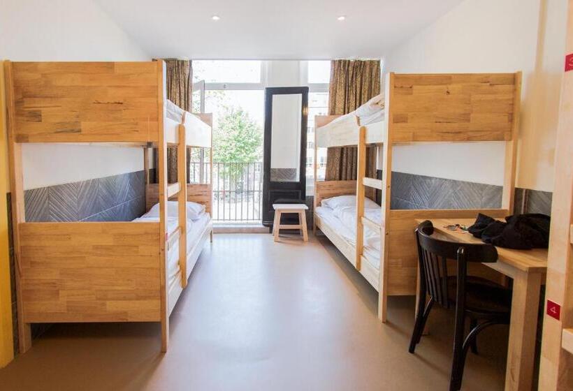 اتاق خانوادگی با سرویس بهداشتی مشترک, Hostel The Globe