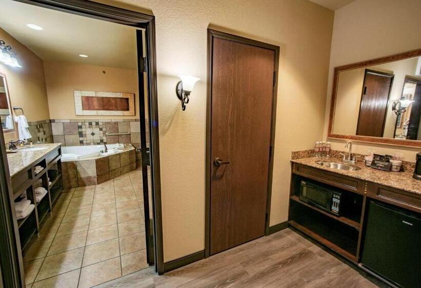 Люкс Кровать Кинг, Best Western Plus Cimarron Hotel & Suites