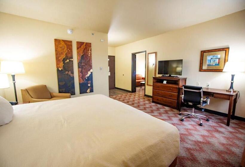 Люкс 2 Спальни, Best Western Plus Cimarron Hotel & Suites