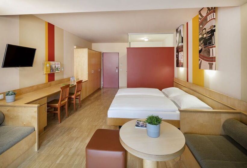 4인용 스탠다드 룸, Jufa Hotel Graz City