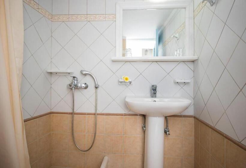 اتاق استاندارد چهار تخته, Olympia