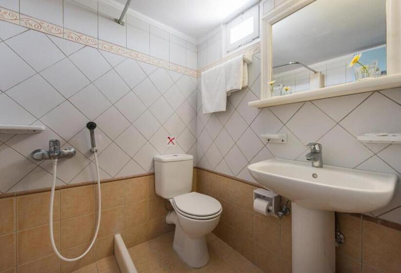 اتاق استاندارد چهار تخته, Olympia