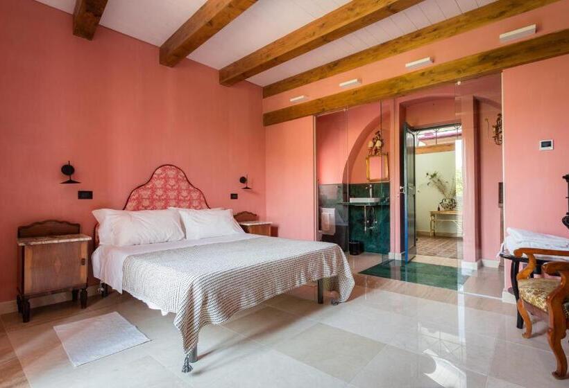 اتاق لوکس, Palazzo Previtera
