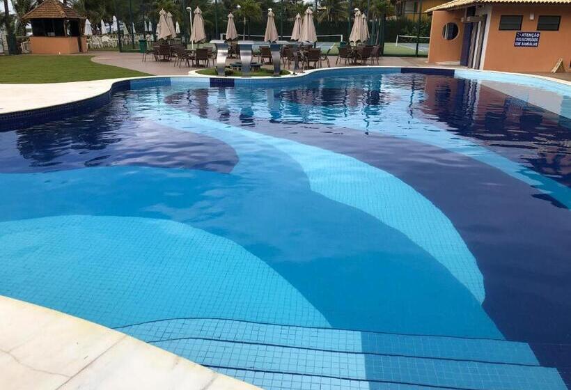 Апартаменты 1 Спальня с Балконом, 2 Suítes, Guarajuba, Piscina Frente Mar