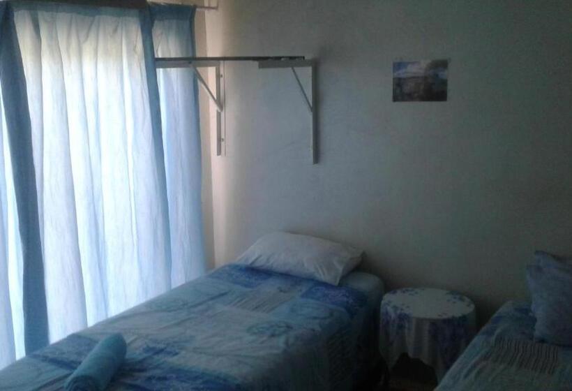 Номер Стандарт, Poplar Guest House