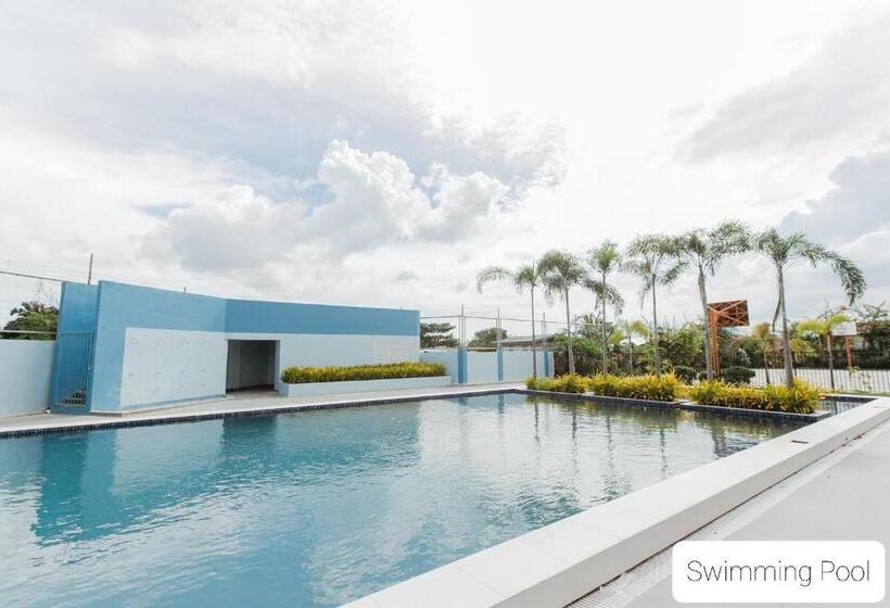 استودیو استاندارد با بالکن, Quayside Condo Near Airport