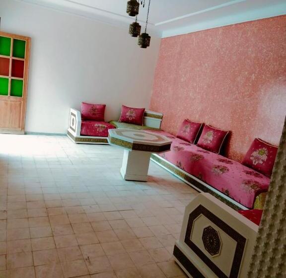 家庭套房, Al Kasbah