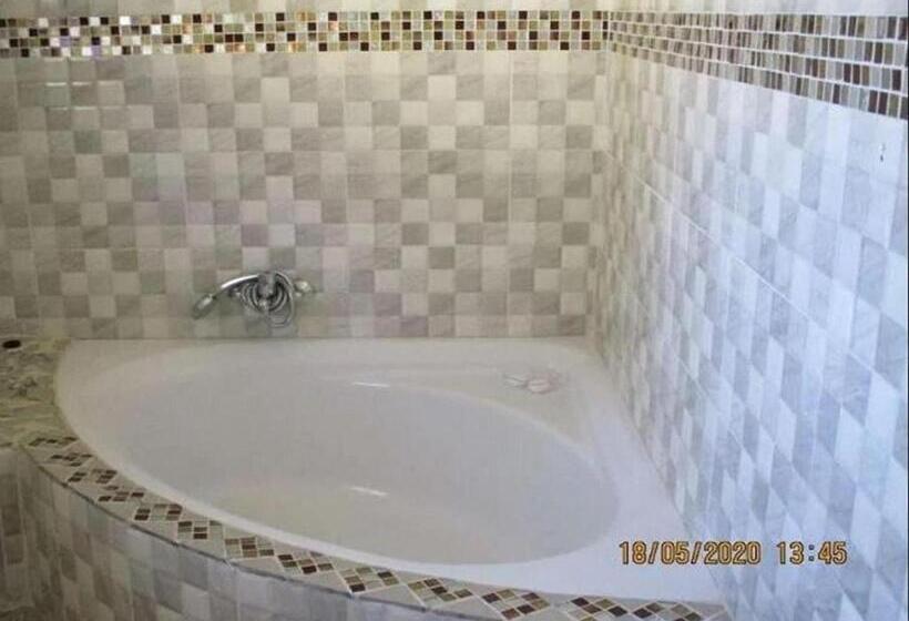 اتاق استاندارد, Imimangaliso Guest House
