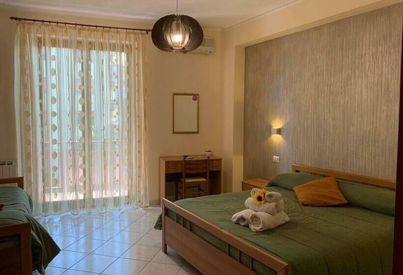 标准三人间, B&b Casabella
