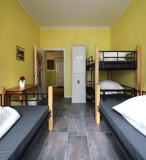 Cama em Quarto Compartilhado, Backpackers Düsseldorf   Self Check In