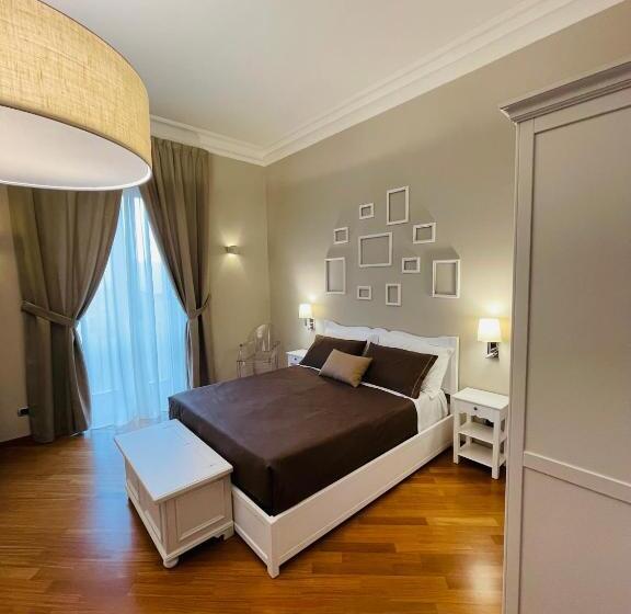 اتاق لوکس با بالکن, L’arco Bed&breakfast