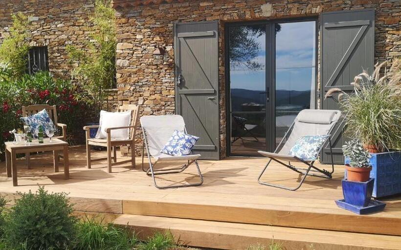 Quarto Estandar Cama King, Domaine Des Chênes De La Galline