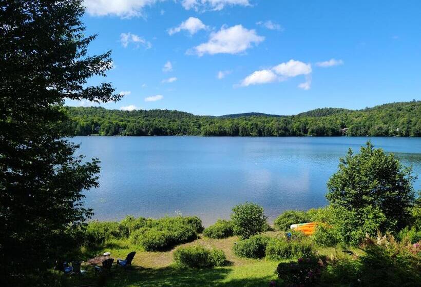 Suite with lake view, Le Lodge Du Lac