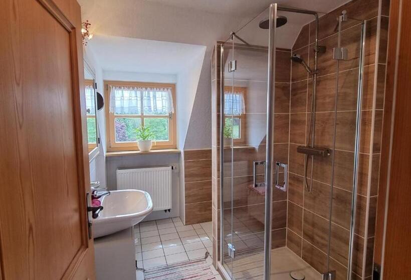 Номер Deluxe Кровать Кинг, Landpension Stützenmühle