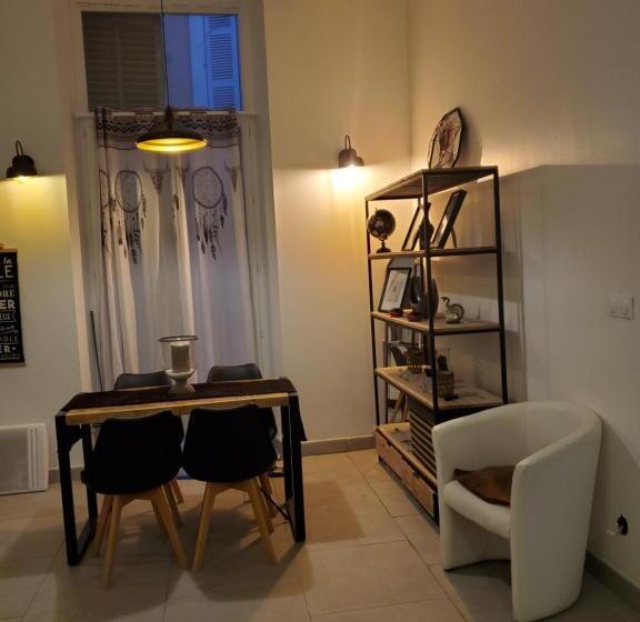 Apartamento 1 Dormitório, Ketia P