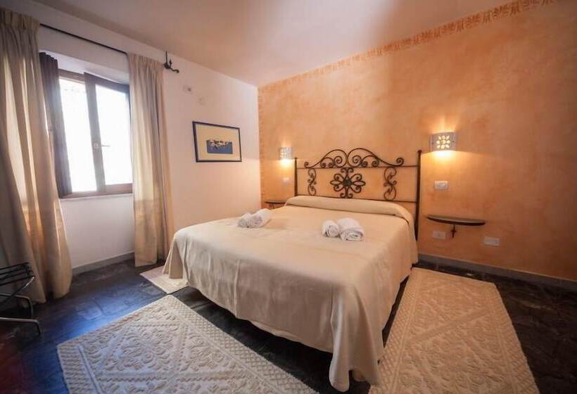 Четырехместный Номер Стандарт, Su Ghindalu Guesthouse
